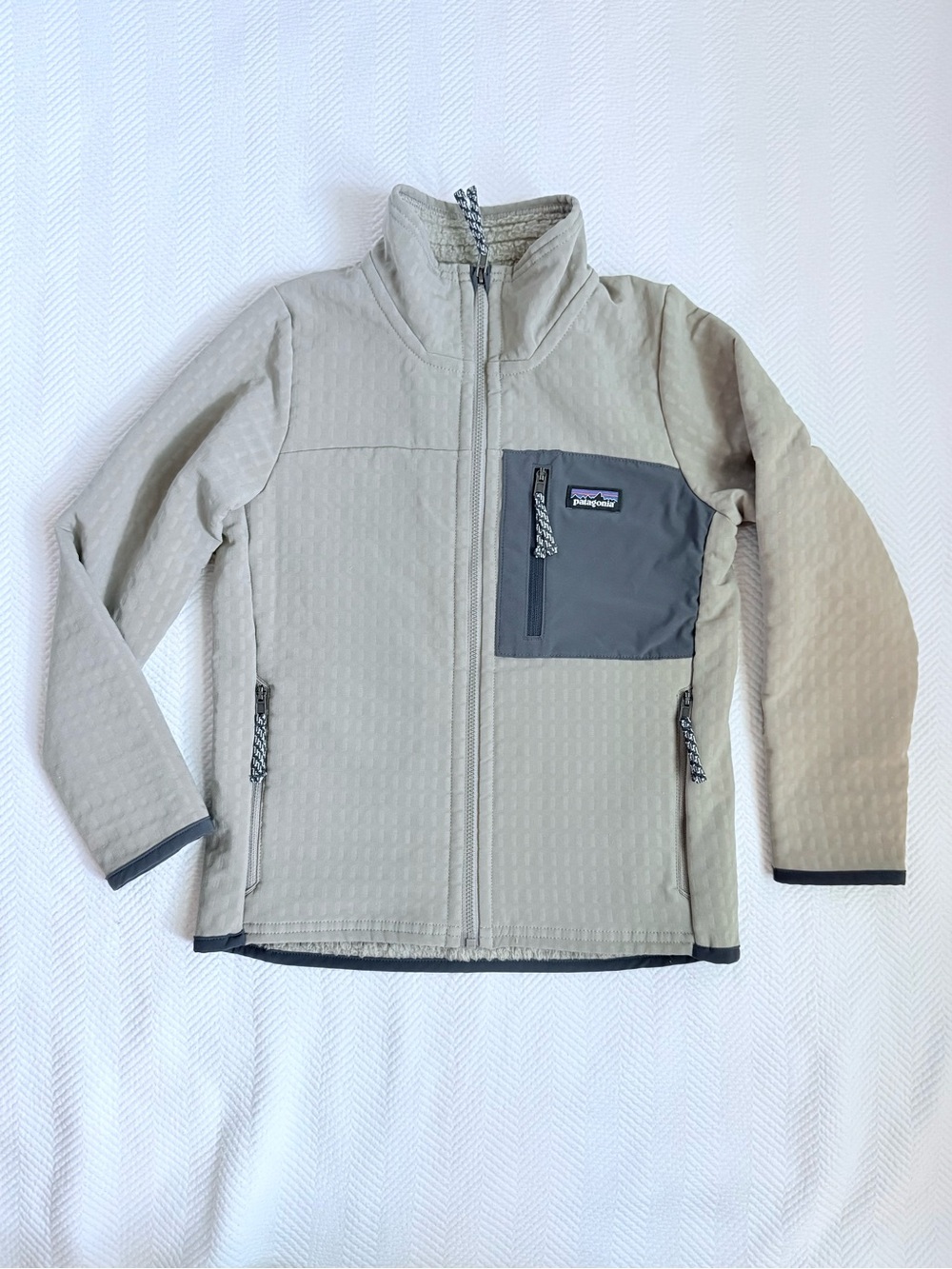 Patagonia Boys R2 TechFace Fleece Jacket, Size XS
